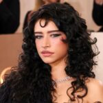 Odessa A'zion diz que está saindo da adaptação A24 'Deep Cuts' após polêmica: 'Eu não tinha lido o livro'