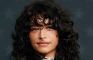 Odessa A’zion fala sobre seus cachos virais e se ela está usando peruca Os momentos mais excêntricos e extravagantes do cabelo das celebridades de 2023 Hunter Schafer Halle Bailey Mais