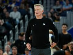 Oficial da NBA admite erro após expulsão de Steve Kerr contra Clippers Steve Kerr, Golden State Warriors