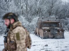 Os EUA disseram à Ucrânia que devem assinar acordo de paz com a Rússia para obter garantias de segurança, disse fonte Yahoo news home