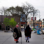 A secretária de imprensa da Casa Branca, Karoline Leavitt, fala com repórteres na James Brady Press Briefing Room na Casa Branca, segunda-feira, 7 de julho de 2025, em Washington. (Foto AP/Alex Brandon)