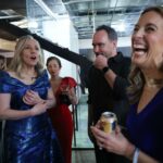 Os democratas dobram um manual que SABEM que os eleitores odeiam antes do meio do mandato