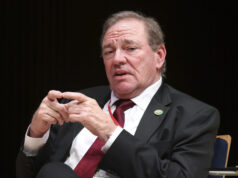 Os democratas podem capitalizar a última saída republicana da Câmara? Desenho animado de David Horsey