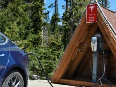 Os habitantes do Oregon rejeitam aumentos no imposto sobre a gasolina e nas taxas de registro por meio de petição bem vindo ao sinal de oregon