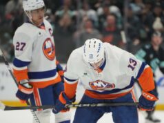 Os ilhéus terminam a longa viagem com um fracasso e uma derrota apática para Kraken O centro do New York Islanders, Mathew Barzal, olha para baixo após um gol do defensor do Seattle Kraken, Vince Dunn, durante o segundo período de um jogo de hóquei da NHL na quarta-feira, 21 de janeiro de 2026, em Seattle.
