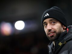 Os jogadores do Man Utd começaram a fazer algo diferente nos bastidores após a lesão de Bruno Fernandes O técnico do Manchester United, Ruben Amorim, fala durante entrevista coletiva no complexo de treinamento Carrington em 2025, em Manchester, Inglaterra.