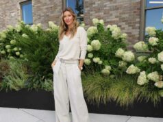Os mocassins fáceis de usar de Gisele Bundchen se parecem com este par de US $ 46 suéter