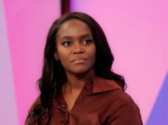 Oti Mabuse revela o motivo doloroso pelo qual ela interrompeu o namoro de sua mãe por um ANO após brigas familiares – e admite que ameaça proibi-la de ver os netos para mantê-la sob controle Oti Mabuse revelou o motivo doloroso pelo qual ela separou sua mãe Dudu por um ano após uma briga em sua carreira - e abriu o relacionamento deles