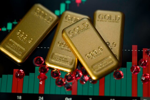 Ouro supera US$ 5.000, prata dispara enquanto rali ‘de tirar o fôlego e profundamente assustador’ continua
