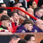 Darren Fletcher após a partida da terceira rodada da FA Cup entre Manchester United e Brighton and Hove Albion em 2026 em Manchester, Inglaterra.