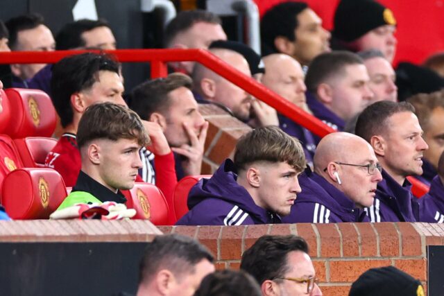 Darren Fletcher após a partida da terceira rodada da FA Cup entre Manchester United e Brighton and Hove Albion em 2026 em Manchester, Inglaterra.