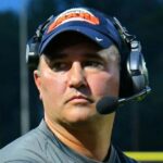 Escola de treinador de futebol desaparecido anteriormente abalada por escândalo sexual infantil