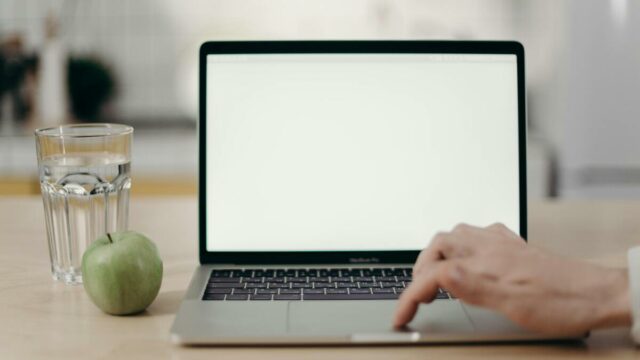 Pare de pagar assinaturas e obtenha itens básicos do Microsoft Office para o resto da vida por menos de US$ 3 cada
