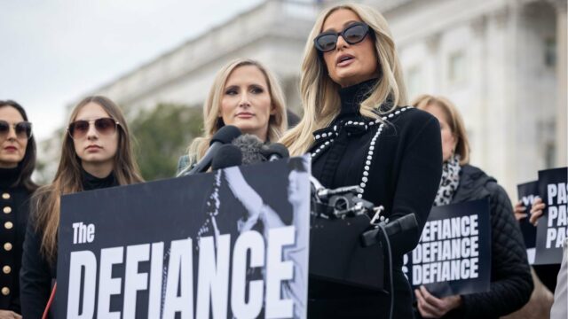 Paris Hilton diz que o vazamento de sua fita de Scarlett Johansson