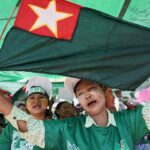 Partido apoiado pelos militares de Mianmar lidera após segundo turno de votação eleitoral