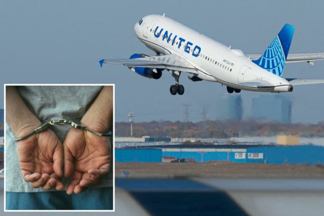 Passageiro da United Airlines dá tapa no rosto de comissário Um avião de passageiros da United Airlines partindo do Aeroporto Internacional O'Hare de Chicago.