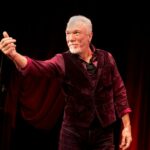 Patrick Page considera os vilões de Shakespeare perturbadoramente humanos em 'All the Devils Are Here'
