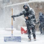 Pelo menos 10 pessoas morrem, milhões sem energia enquanto a tempestade de inverno atinge os EUA