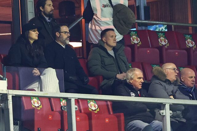 O coproprietário do Manchester United, Sir Jim Ratcliffe, chega antes da partida da Premier League entre Manchester United e Manchester City em Old Trafford em 17 de janeiro de 2026 em Manchester, Reino Unido