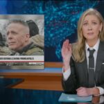 Ronny Chieng apresenta a edição de 8 de janeiro de 2026 do