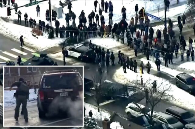 Policiais imploraram freneticamente por ajuda com manifestantes 'hostis' após o Policiais imploraram freneticamente por ajuda com manifestantes 'hostis' após o tiroteio de Renee Nicole Good: 'ICE sendo cercado'