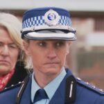 A inspetora Amy Scott recebe o Prêmio Valor do Comissário durante uma cerimônia na Academia de Polícia de NSW em Goulburn