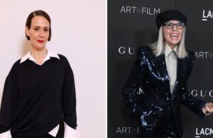 Por dentro da amizade de Sarah Paulson e da falecida Diane Keaton ao longo dos anos GettyImages-155196118 Bette Midler presta homenagem a Diane Keaton.jpg