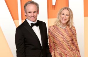Por dentro do relacionamento de Catherine O’Hara com o marido Bo Welch antes da morte Catherine O'Hara ao longo dos anos