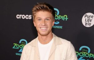 Por que Robert Irwin ficou feliz em deixar Los Angeles depois da vitória em ‘Dancing With the Stars’ Robert Irwin dá uma atualização sobre sua vida amorosa 2 meses após a vitória de ‘DWTS’