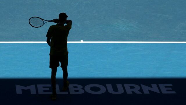 Por que as partidas do Australian Open 2026 foram interrompidas?
