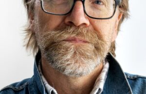 Por que o novo romance de George Saunders pode ser a leitura de humor negro que você precisa agora Por que o novo romance de George Saunders pode ser a leitura de humor negro que você precisa agora