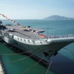 Porta-aviões chinês visto em nova doca seca pela primeira vez