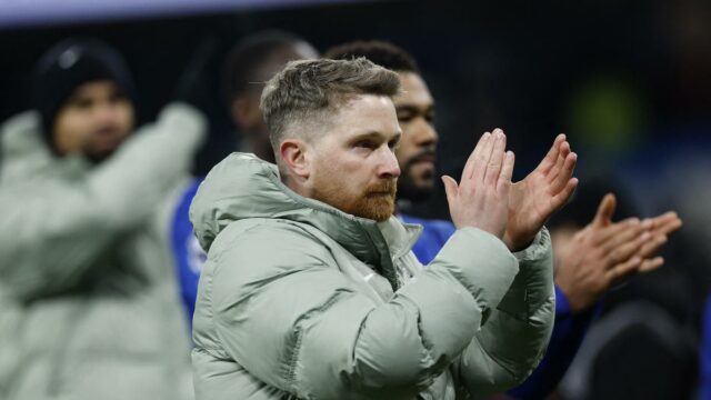 Premier League 2025-26: McFarlane, interino do Chelsea, orgulhoso da resiliência do time após semana turbulenta
