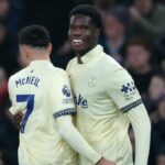 Premier League 2025-26: Thierno Barry, do Everton, prejudica as esperanças de título do Aston Villa