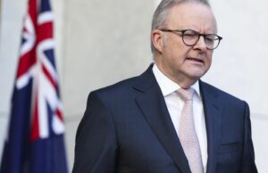 Primeiro-ministro ataca oposição ‘impressionante’ ao discurso de ódio e reformas sobre armas Primeiro-ministro ataca oposição ‘impressionante’ ao discurso de ódio e reformas sobre armas