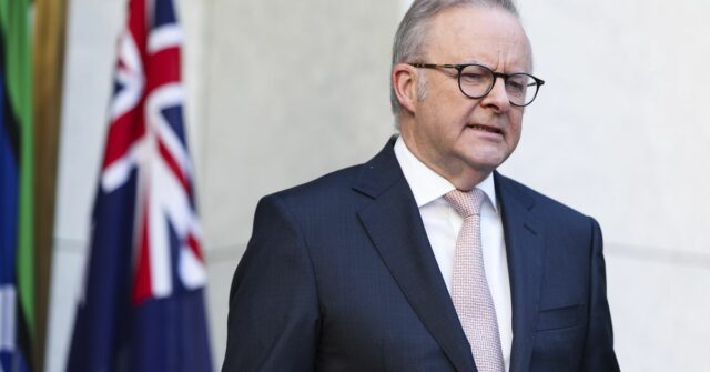 Primeiro-ministro ataca oposição ‘impressionante’ ao discurso de ódio e reformas sobre armas
