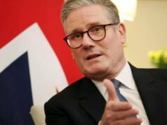 Downing Street esquenta, o primeiro-ministro britânico Keir Starmer se recusa a renunciar, embora dois de seus curadores renunciem Primeiro-ministro britânico afirma não hesitar em relação à Groenlândia, apesar das ameaças tarifárias dos EUA