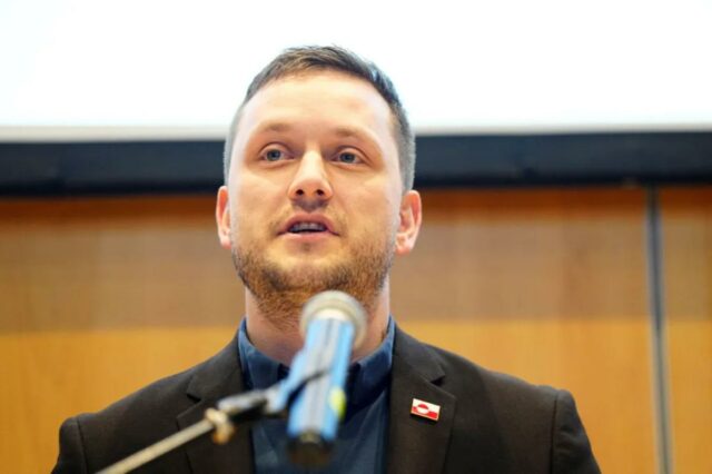 Primeiro-ministro da Groenlândia afirma que não há acordo entre EUA O primeiro-ministro da Groenlândia, Jens-Frederik Nielsen, falando em entrevista coletiva.