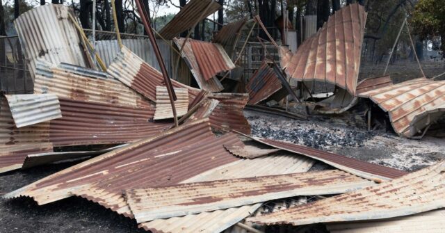 Jacinta Allan anunciou que o pacote de ajuda ajudará os vitorianos a iniciar o processo de reconstrução após os incêndios devastadores.