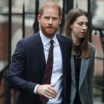 O Príncipe Harry chega para seu julgamento contra a Associated Newspapers no Supremo Tribunal de Londres em 21 de janeiro de 2026.