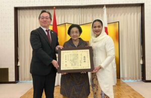 Puti Guntur Soekarno disse que a sociedade japonesa implementou os valores de Pancasila Puti Guntur Soekarno disse que a sociedade japonesa implementou os valores de Pancasila