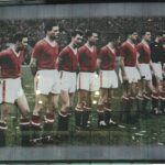 Distintivo do Manchester United dentro do túnel