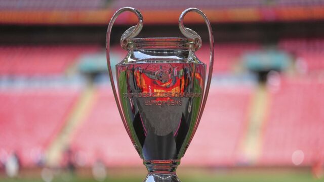 Que equipas se qualificaram para os oitavos-de-final da UEFA Champions League?
