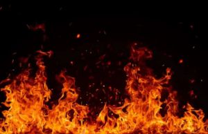 Queimar lenha em casa no inverno, aumentando a poluição do ar e mortes prematuras Queimar lenha em casa no inverno, aumentando a poluição do ar e mortes prematuras