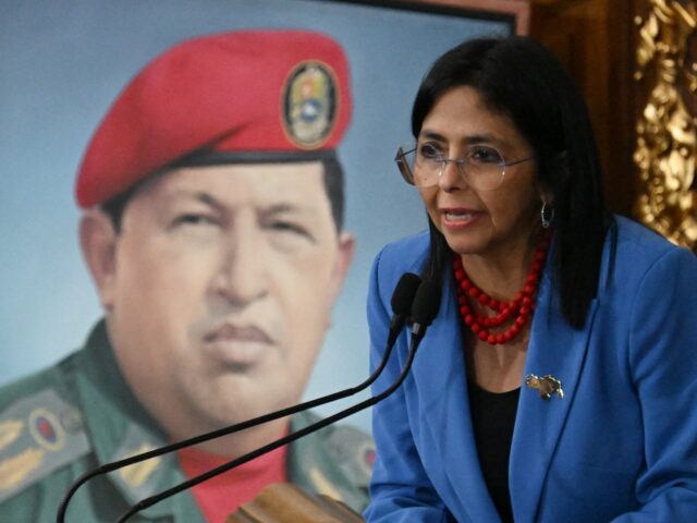 Quem é a vice-presidente venezuelana Delcy Rodriguez, que agora lidera (ARQUIVOS) A vice-presidente da Venezuela, Delcy Rodriguez, fala durante o Fórum Parlamentar Global Antifascista em Caracas, em 5 de novembro de 2024.