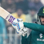 Quinton de Kock explica a pressão de jogar partidas na Índia