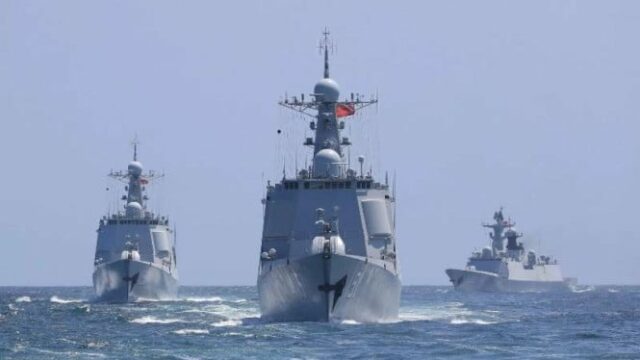 Realizando exercícios em larga escala em torno de Taiwan, China mostra força militar
