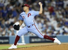 Red Sox assina contrato de US$ 130 milhões com Ranger Suarez em blockbuster de agência gratuita O arremessador do Philadelphia Phillies, Ranger Suárez, no meio de um jogo contra o Los Angeles Dodgers.