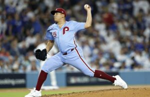 Red Sox assina contrato de US$ 130 milhões com Ranger Suarez em blockbuster de agência gratuita O arremessador do Philadelphia Phillies, Ranger Suárez, no meio de um jogo contra o Los Angeles Dodgers.