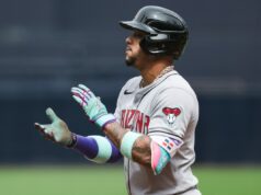 Red Sox pode voltar para o Infielder de $ 116,5 milhões após a derrota de Alex Bregman: Relatório Red Sox pode voltar para o Infielder de $ 116,5 milhões após a derrota de Alex Bregman: Relatório